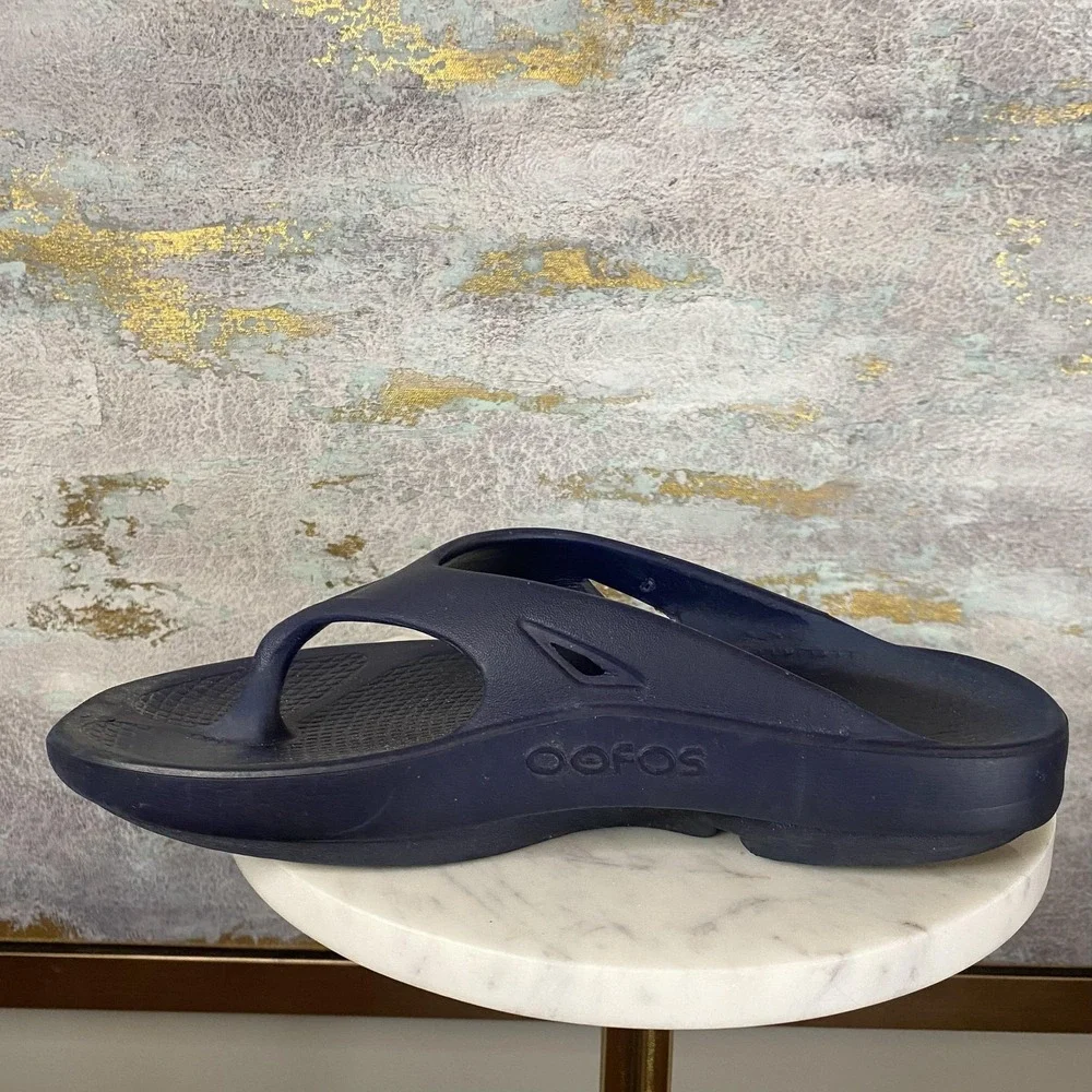 OOFOS Sandals Shoes Mens Size 7 Blue Thong Comfort Recovery Flip Flops